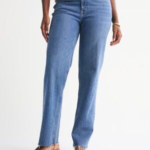 NWT Abercrombie & Fitch The '90s Straight Curve Love Jean size 31/12R